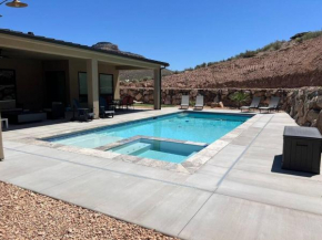 Zion's Edge, Kolob, Private Pool Hot Tub Views